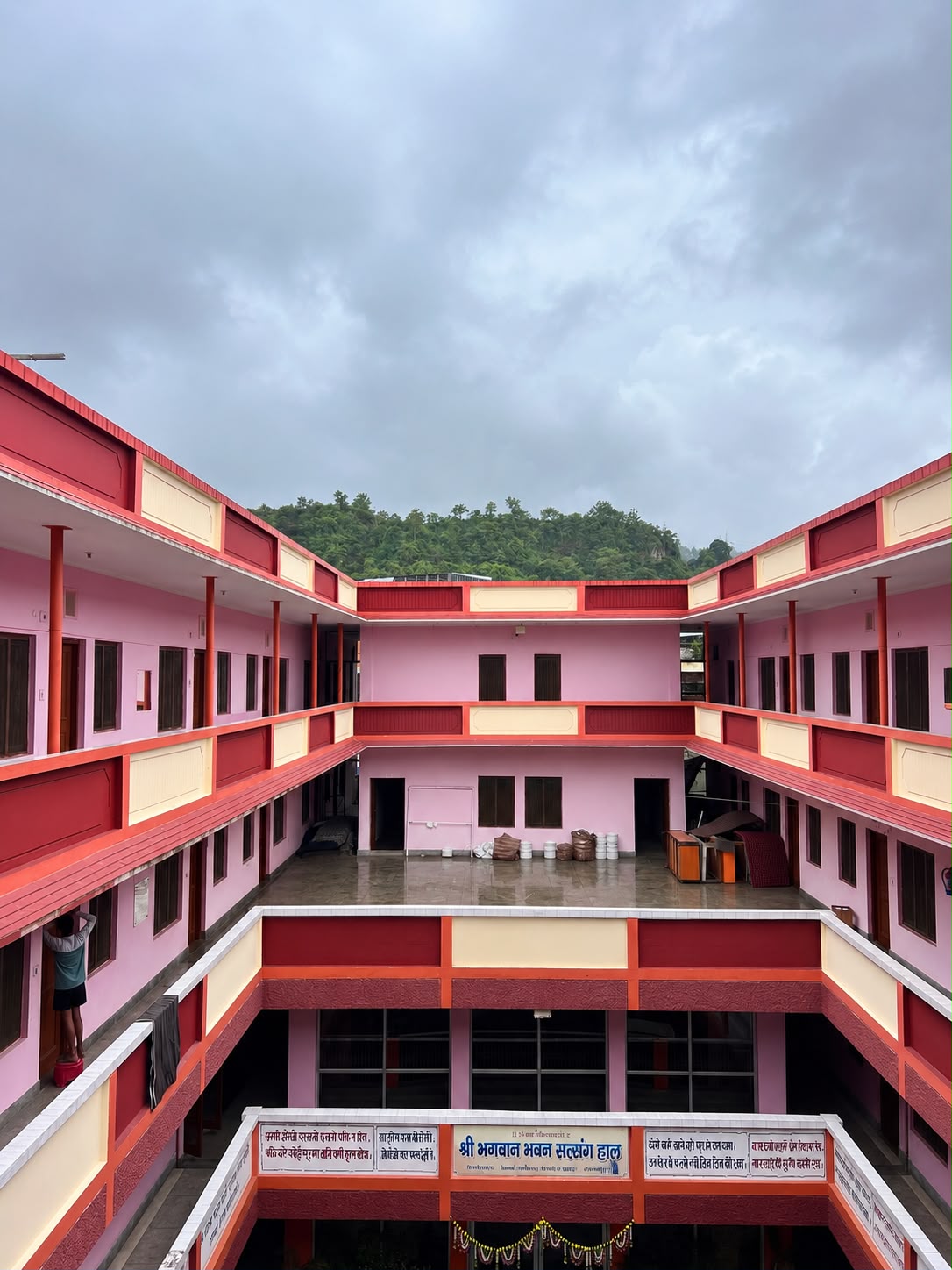 Guest house exterior view