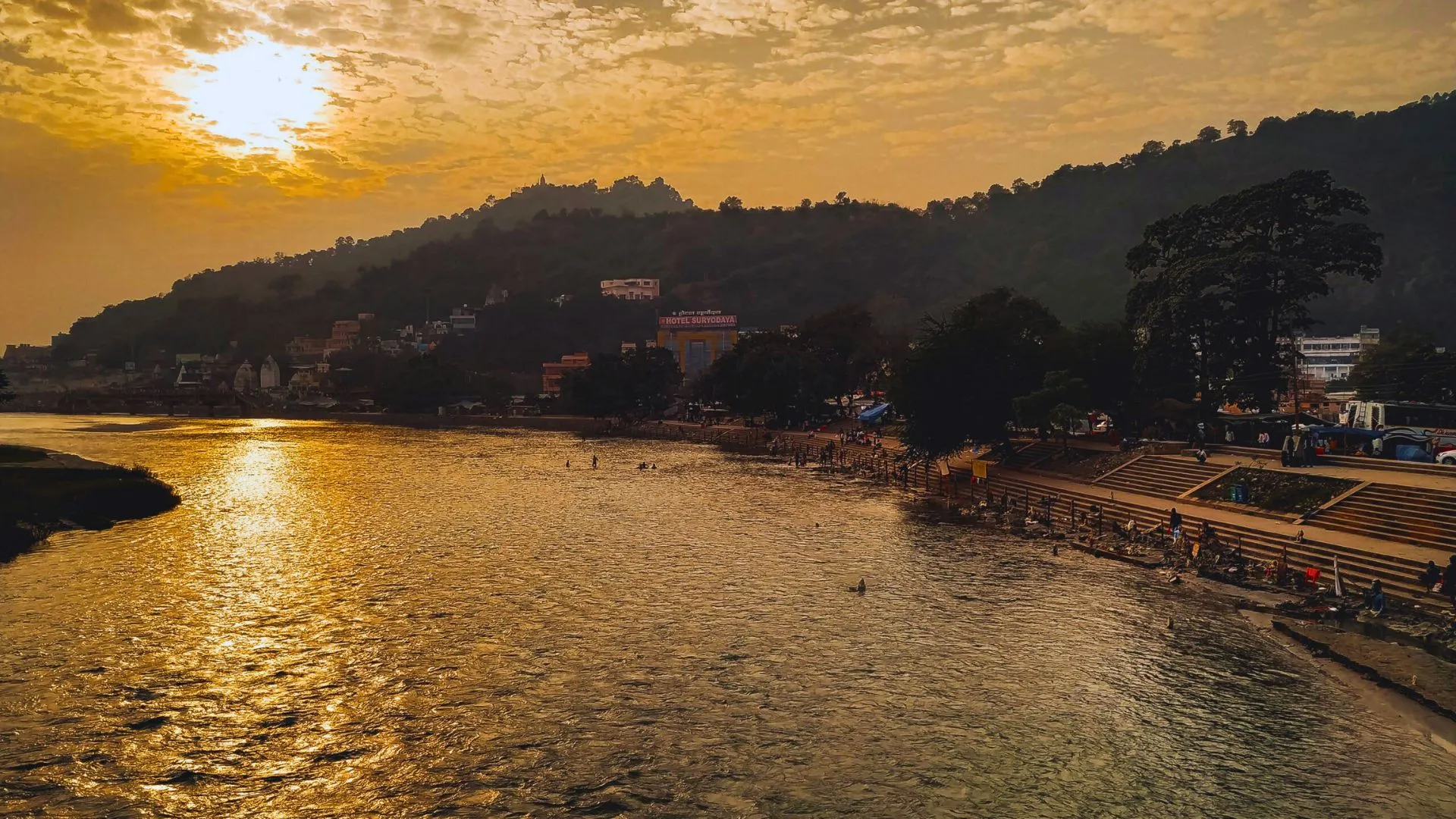 Sunrise over the sacred Ganga in Haridwar